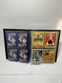Pokemon 1999 Base Set Trading Card Folder Binder 4 Pocket Good condition + Cards 742818083201 - Image 5