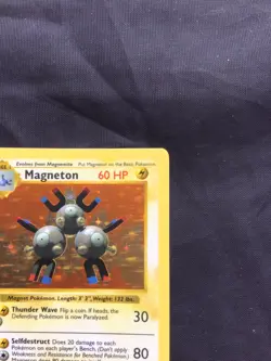 Pokemon Cards: Base Set Shadowless Rare Holo: Magneton 9/102 - Image 4