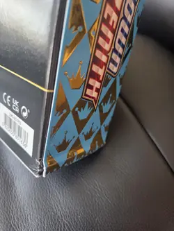 Pokemon Crown Zenith Premium Figure Collection Box Zacian & Zamazenta - Image 4