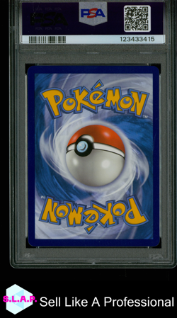FA/MEWTWO V POKEMON GO 2022 072 PSA 8 - Image 2