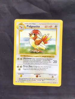 Pokemon Cards: Base Set Shadowless Rare: Pidgeotto 22/102 - Image 1