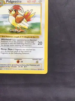 Pokemon Cards: Base Set Shadowless Rare: Pidgeotto 22/102 - Image 4