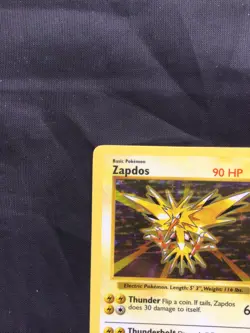 Pokemon Cards: Base Set Shadowless Rare Holo: Zapdos 16/102 - Image 3