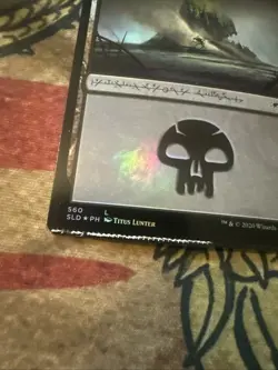 Mtg Magic SLD Foil Phyrexian Text Swamp 560 Misprint Crimp Error Card - Image 2