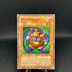 Time Wizard Yu-Gi-Oh! 2002 Starter Deck Joey SDJ-015 Super Rare 1st Edition - Image 1