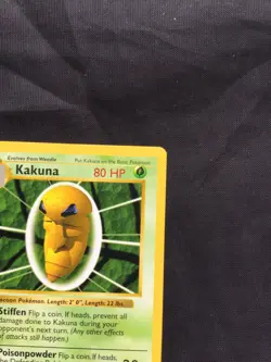 Pokemon Cards: Base Set 1st Edition Uncommon: Kakuna 33/102 - Image 3