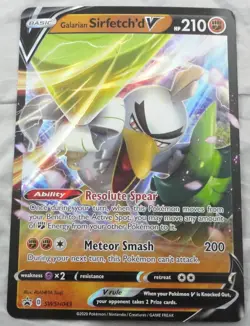 Pokemon Jumbo Oversized Promo Card Sirfetch'd V SWSH042 - Image 1