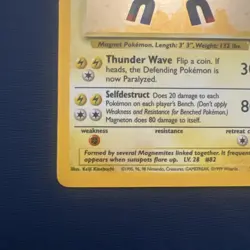 Base Set Pokemon TCG Magneton 9/102 holo VLP - Image 5