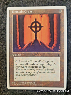 Vintage MTG Tormod's Crypt Magic the Gathering Artifact Card (DS3D1G7) - Image 1