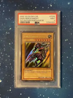 Yu-Gi-Oh! 2002 GAIA THE FIERCE KNIGHT 1st Edition LDB-P006 Portuguese LOB PSA 9 - Image 1