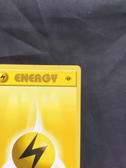 Pokemon Cards: Base Set 1st Edition Common: Lightning Energy 100/102 - Image 3