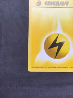 Pokemon Cards: Base Set 1st Edition Common: Lightning Energy 100/102 - Image 5
