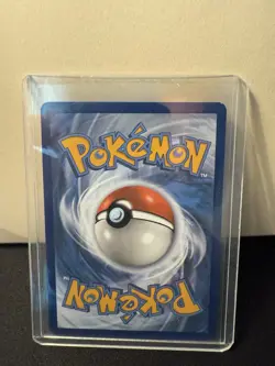 Pokemon TCG Swsh08: Fusion Strike Mew v Full Art Holo Card 250/264 - Image 2
