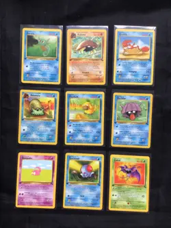 Pokemon Cards: 1st Edition Fossil 32 Card Non-Holo Lot - Image 5