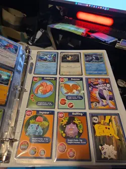 Pokemon Binder Collection 90 Cards Holo / Reverse Holo - Image 2
