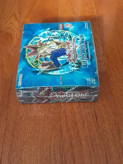 Yugioh Legend of Blue-Eyes White Dragon 25th Anniversary Booster Box Sealed! - Image 4