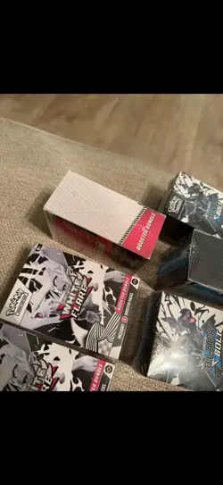 Pokemon TCG (LOT OF 7) 4 Black Bolt And 3 White Flare Booster Bundle Unopened - Image 2