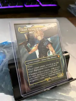Cloud, Ex-SOLDIER - #210 (Borderless) (Surge Foil) Commander Final Fantasy - Mtg - Image 3
