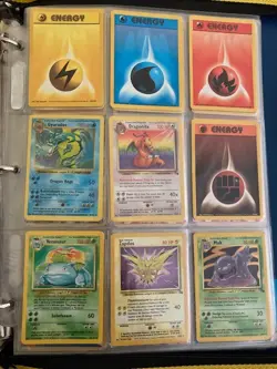 Pokemon Cards Binder / Lot Collection! Base + Holo Charizard, Blastoise 1999 - Image 3