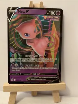 Mew V 113/264 Fusion Strike Ultra Rare Pokemon TCG Card NM/M - Image 1