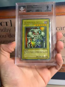 BGS 9 MINT FADED Summoned Skull MRD-003 Ultra Rare 1st Edition Yugioh - Image 4