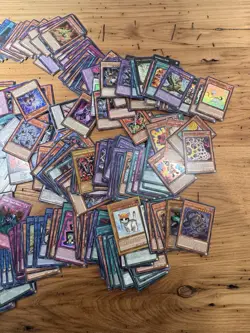 Yugioh Card Lot - All Holographic And Foil - Approx 700 - 800 Cards - Konami - Image 4