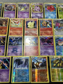 (30) Pokemon Cards Lot WOTC Vtg Holo STAMPED REVERSE Milotic Victini Ninetales - Image 3