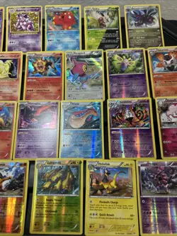 (30) Pokemon Cards Lot WOTC Vtg Holo STAMPED REVERSE Milotic Victini Ninetales - Image 4