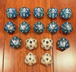 MAGIC Final Fantasy Spindown Die White & Crystal Blue Gift Bundle Lot Of 16 - Image 1