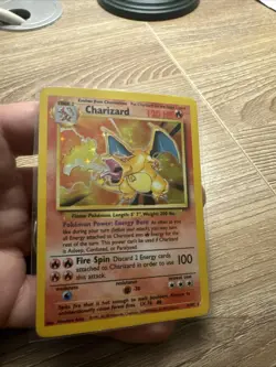 Pokemon TCG Charizard Base Set Holo - Image 3