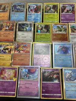 30 Pokemon Cards Lot WOTC VTG ALL RARE HOLO Meowstic Moltres Flygon Victini - Image 3