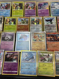 30 Pokemon Cards Lot WOTC VTG ALL RARE HOLO Meowstic Moltres Flygon Victini - Image 4