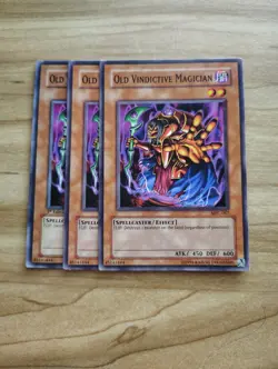 Yu-Gi-Oh! - Old Vindictive Magician 3X - Complete Playset - Image 1