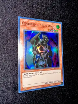 🔥 YUGIOH • GEARFRIED THE IRON KNIGHT • SUPER RARE • PSV-EN101 • NM/M 🔥 - Image 1