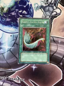 (58) Yu-Gi-Oh Harpie's Feather Duster SDD-003 Secret Rare MP/HP - Image 1