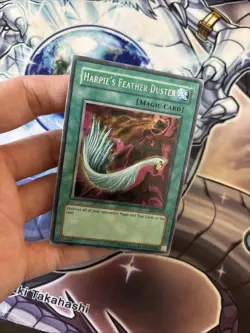 (58) Yu-Gi-Oh Harpie's Feather Duster SDD-003 Secret Rare MP/HP - Image 5