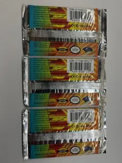 2000 Gym Heroes Set of 3 Booster Packs Pokemon Cards Factory Sealed Vintage - Image 2