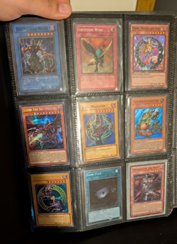 Yugioh! Binder collection 198 Cards Ultra Rare, Super Rare! - Image 1