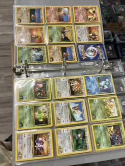 VINTAGE POKEMON BINDER - STARTER COLLECTION BASE GYM ROCKET E-SERIES -150+ CARDS - Image 4