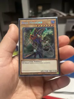 Yugioh Dark Magician CT14-EN001 Secret Rare Limited Edition Trading Card - Image 1