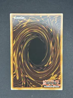 Yu-Gi-Oh! 2023 Dark Magician LOB-EN005 25th Anniversary Ultra Rare NM - Image 2