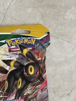 Empty Evolving Skies Sleeve Booster Pack Umbreon Artwork-No Cards - Image 2