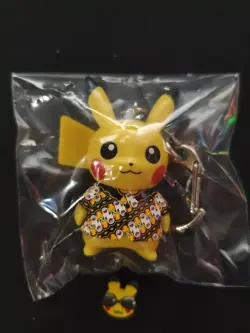 Pokemon 5x Pikachu Batik Set Promo Reverse Holo Sleeve Keychain Indonesia Sealed - Image 3