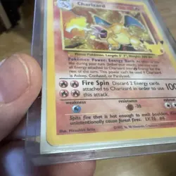 Pokemon TCG Charizard 4/102 Celebrations Classic Collection Holo Rare LP - Image 3