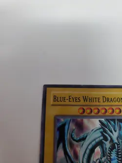 Blue-Eyes White Dragon SKE-001 Super Rare Unlimited - MP - Image 2