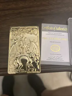 Charizard 23 Karat Gold-Plated Trading Card 1999 Special Edition - Image 1