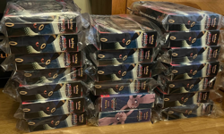 Pokemon TCG Prismatic Evolutions Premium Figure Collection - BRAND NEW SEALED📦✅ - Image 3