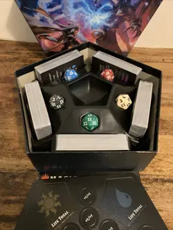 New Magic The Gathering TCG MTG 2018 Game Night Unpunched Sealed Decks 630509687435 - Image 4