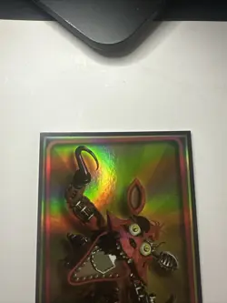 FNAF - FIVE NIGHTS AT FREDDY'S 2016 "SHINY HOLOGRAM" TRADING CARD / CCG #112/120 - Image 2