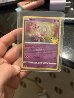 Pokemon Mew TCG Card Celebrations 011/025 Holo Rare 2021 25th Anniversary - Image 2